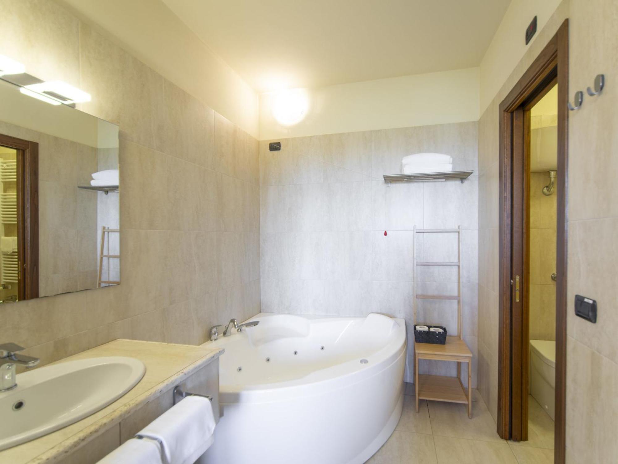 Holiday Home Borgo Carradori By Interhome Lucignano Exterior photo